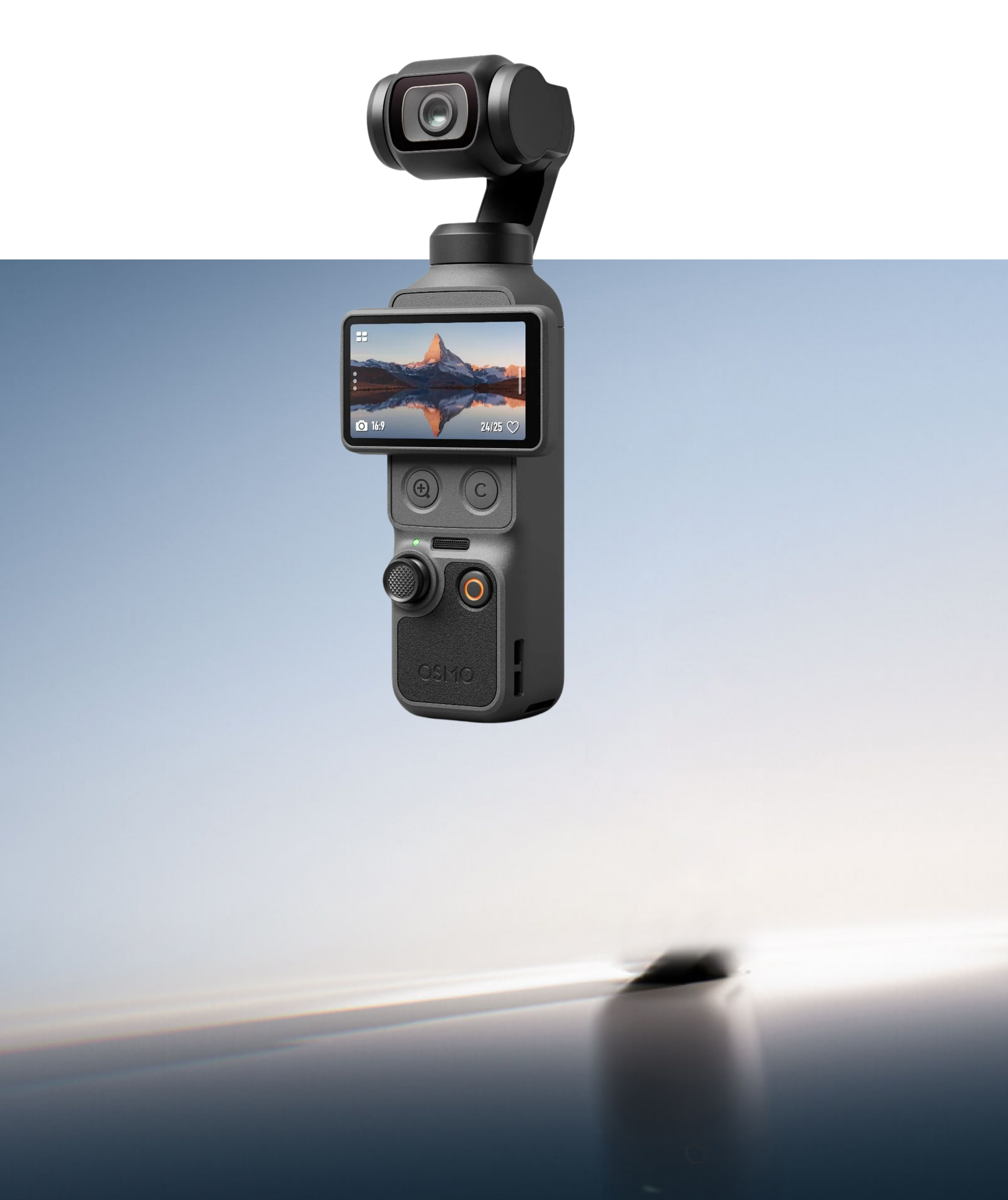 DJI Osmo Pocket 4 Creator Combo